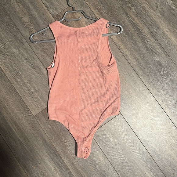 Light Pink/Orange Bodysuit - Picture 3 of 3